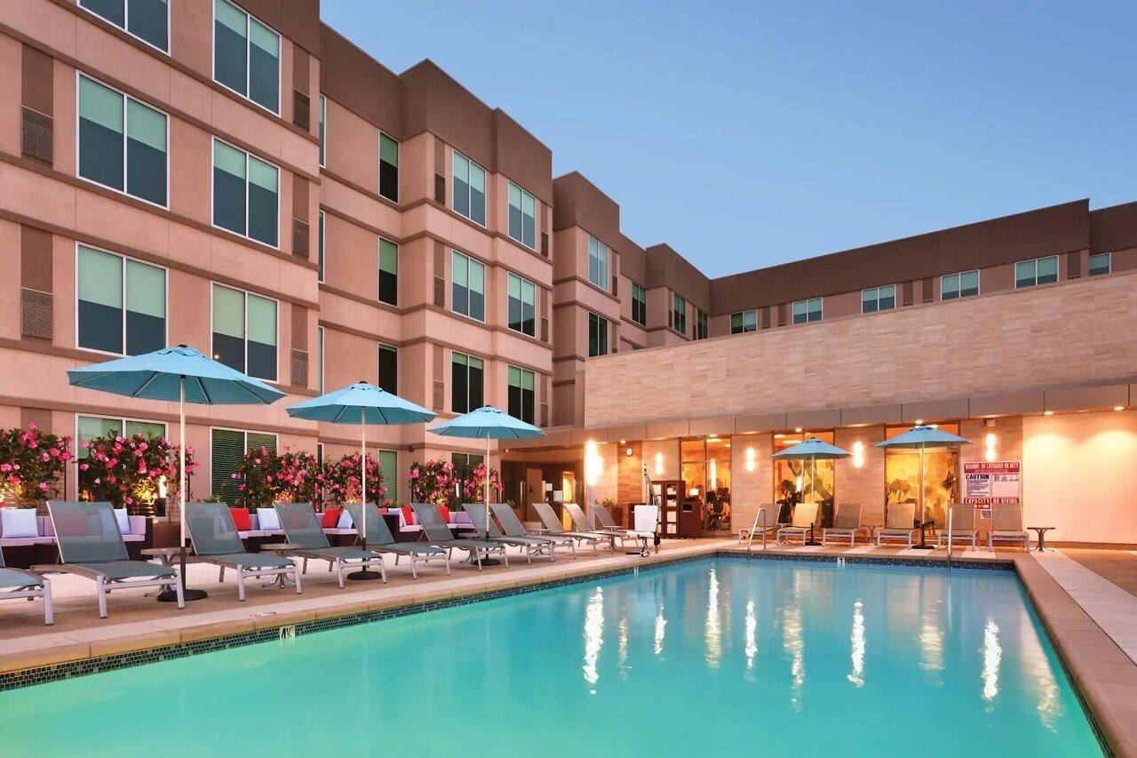 Hyatt House At Anaheim Resort/Convention Center Zewnętrze zdjęcie