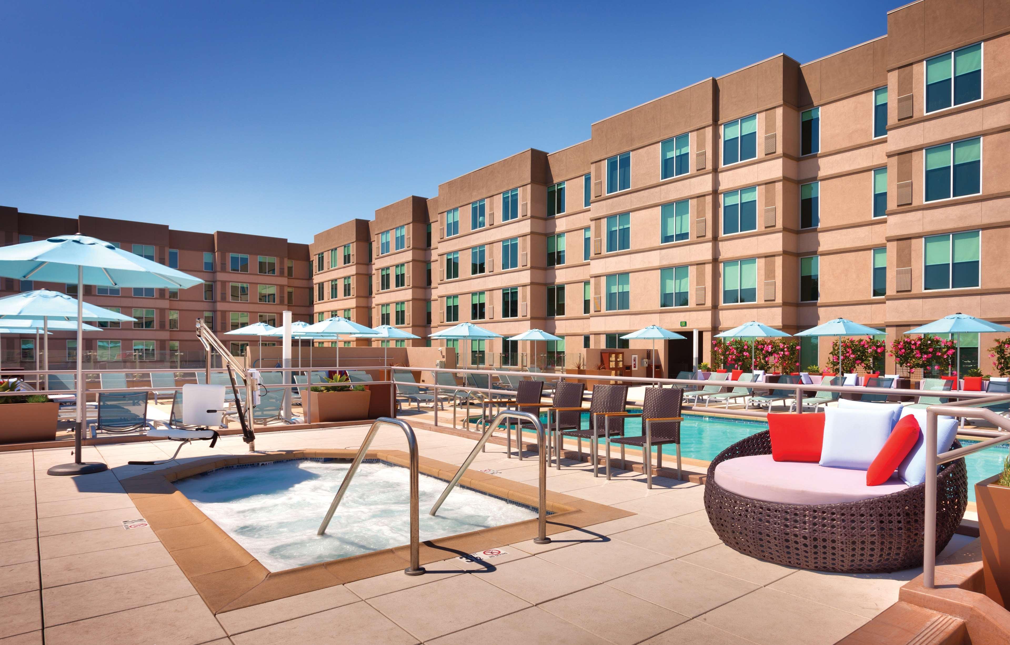 Hyatt House At Anaheim Resort/Convention Center Zewnętrze zdjęcie