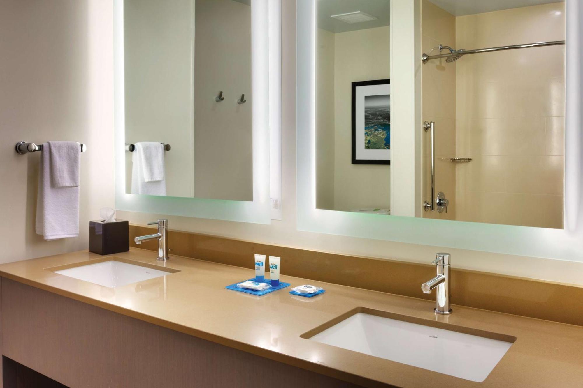 Hyatt House At Anaheim Resort/Convention Center Zewnętrze zdjęcie