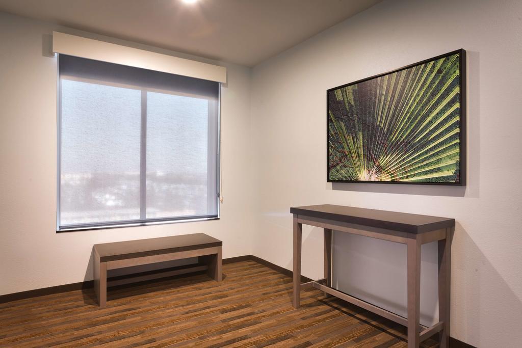 Hyatt House At Anaheim Resort/Convention Center Zewnętrze zdjęcie